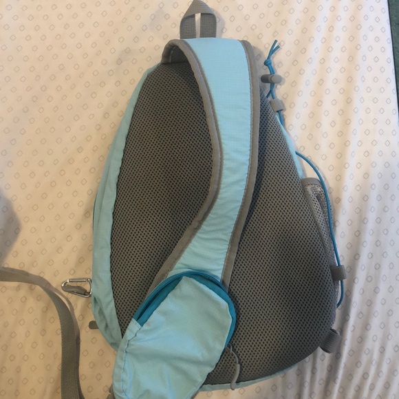 SALE‼️ NWOT BLUE CROSS BAG - Picture 2 of 6